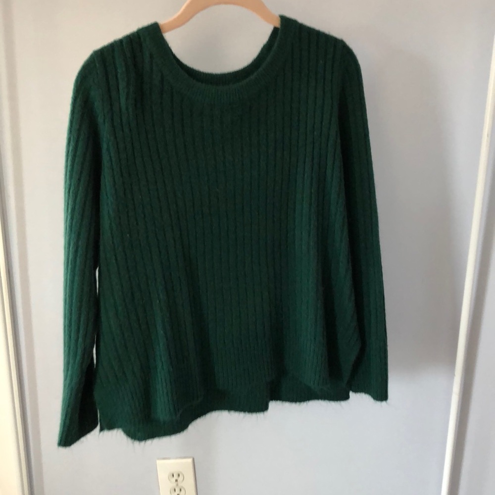 Green petite sweater